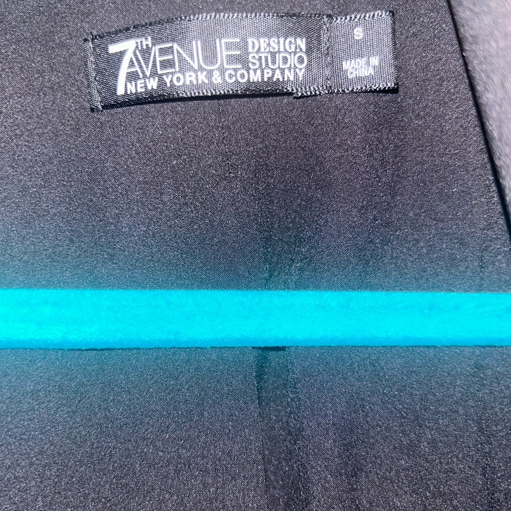 New York and company black blazer - Picture 2 of 3